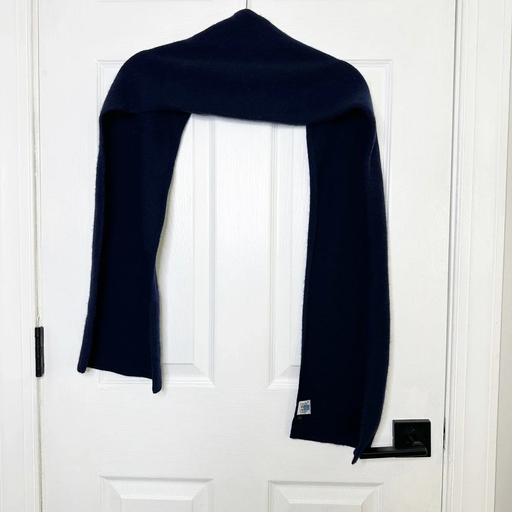 Portolano‎ 100% Cashmere Scarf Slim Women OS Navy Blue EUC Knit Luxury
